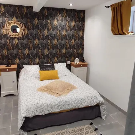 Lindois Holiday home *